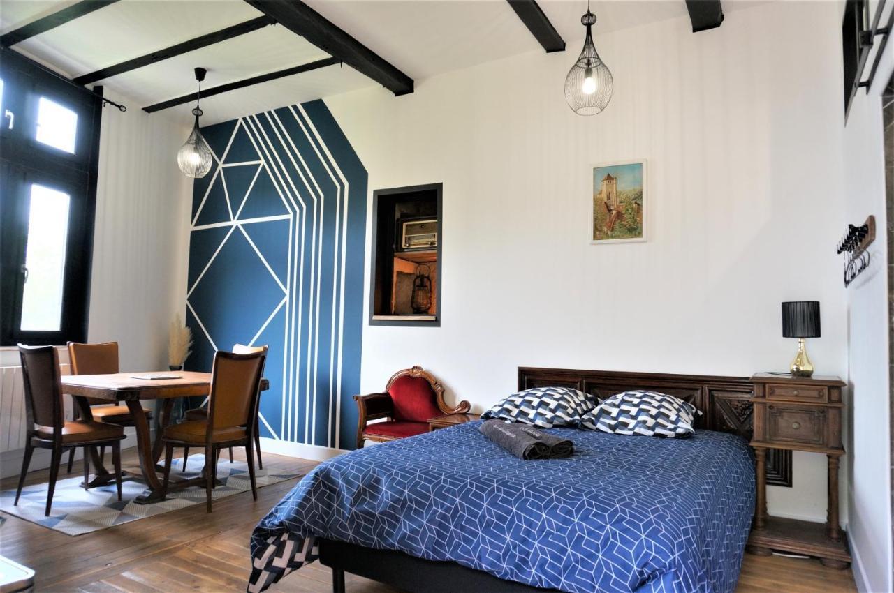 Gite Du Tourneur Studio Au Coeur De Saint Cirq Экстерьер фото